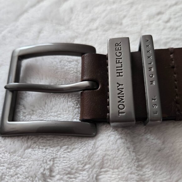 Tommy Hilfiger Men’s Brown Leather Belt Size 38 Double Loop Buckle - Picture 3 of 8